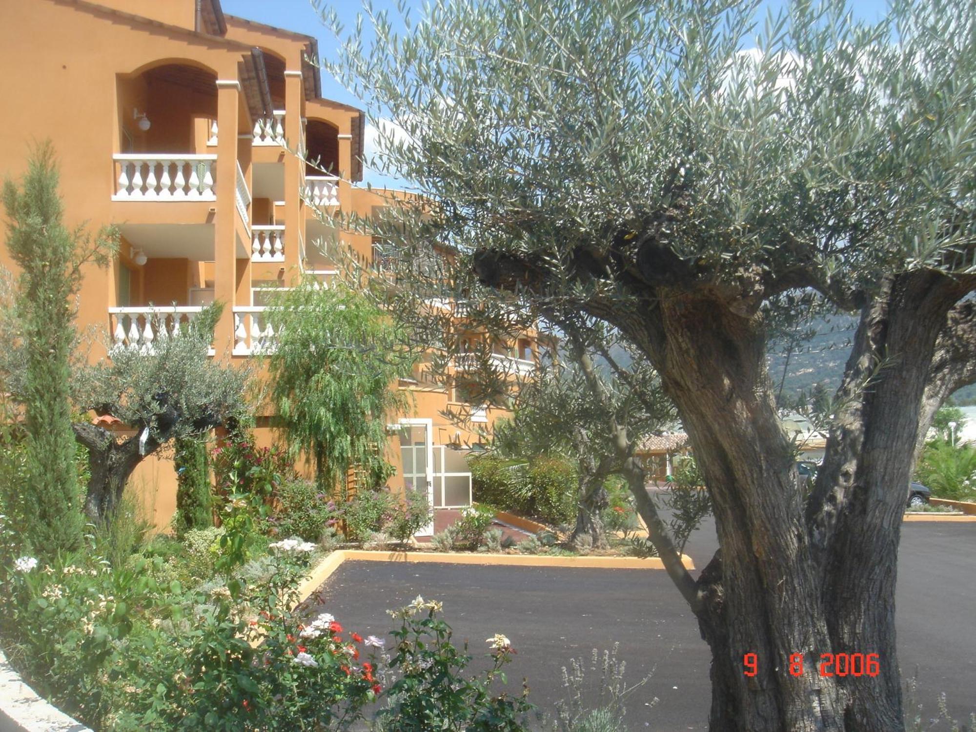 קארוס Appart Hotel Lou Castelet מראה חיצוני תמונה