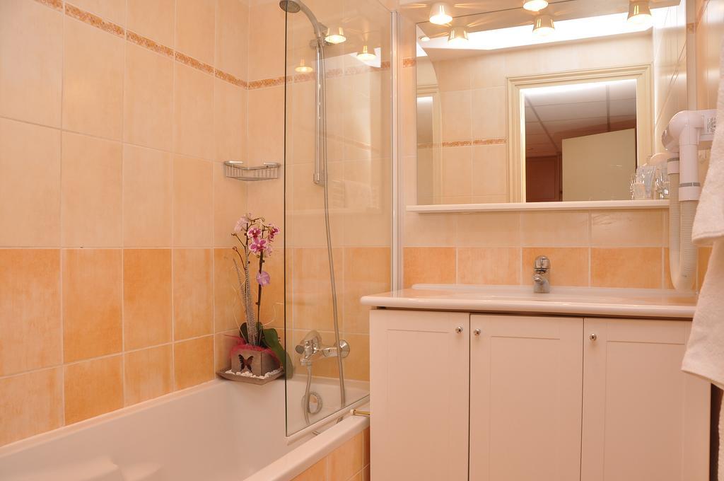 קארוס Appart Hotel Lou Castelet חדר תמונה