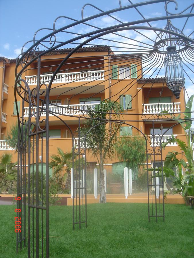 קארוס Appart Hotel Lou Castelet מראה חיצוני תמונה